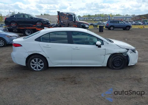 2024 Toyota Corolla Le z USA, uszkodzony, nr VIN 5YFB4MDE1RP086853